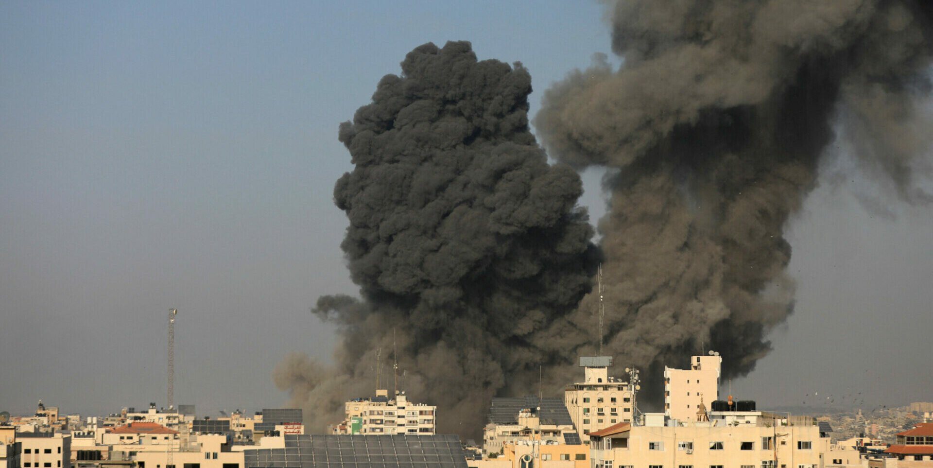 Νέοι βομβαρδισμοί στη Γάζα με φόντο πρόταση για δίμηνη παύση των μαχών