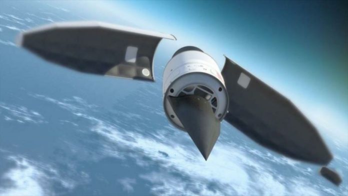 Πύραυλο με υπερηχητικό όχημα, ικανό να φέρει πυρηνική κεφαλή, τοποθέτησε σε σιλό εκτόξευσης η Ρωσία