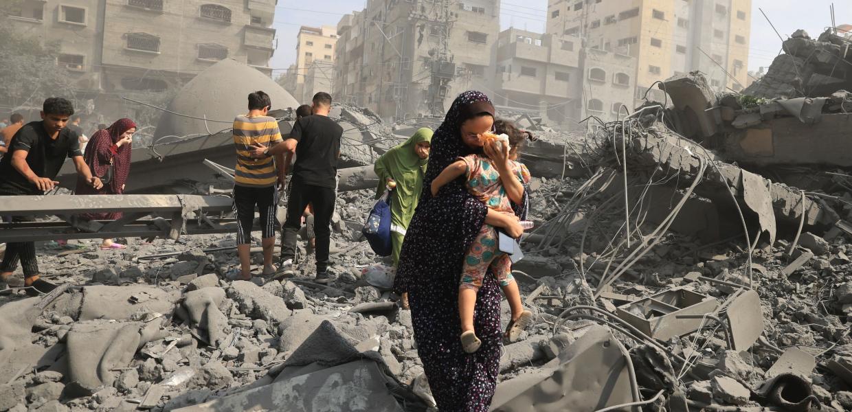 Εντείνονται οι ισραηλινές επιθέσεις στη Γάζα, εν μέσω διαφαινόμενης πολιτικής κρίσης στο Ισραήλ