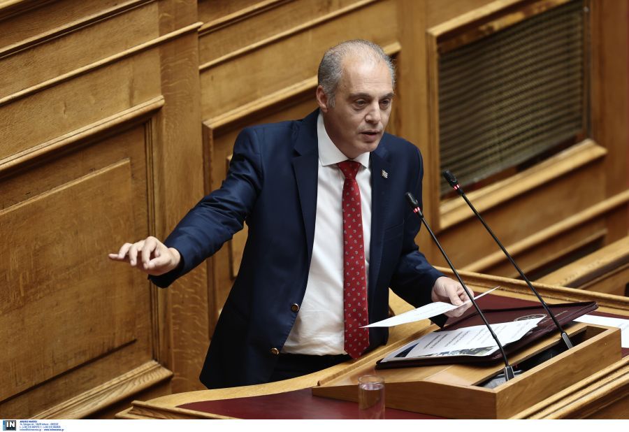 Βελόπουλος: Κάψατε ανθρώπους με τα λάθη σας – Ο πρωθυπουργός έπρεπε να είναι εδώ για να αναλάβει ευθύνες
