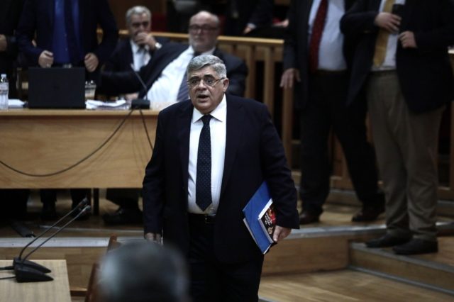 Αντιπαράθεση ΣΥΡΙΖΑ-Κυβέρνησης για την αποφυλάκιση Μιχαλολιάκου