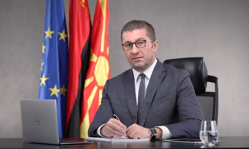 Ολοκληρώνεται τα μεσάνυχτα στα Σκόπια η διαδικασία για την ψήφο εμπιστοσύνης στην κυβέρνηση Μίτσκοσκι